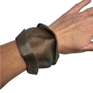 1980s Sculptural Stainless Mesh Cuff Bracelet silver – Modernist Art Jewelry